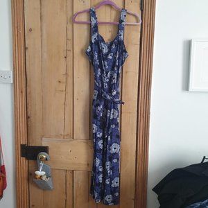 Womens Blue and White Suit